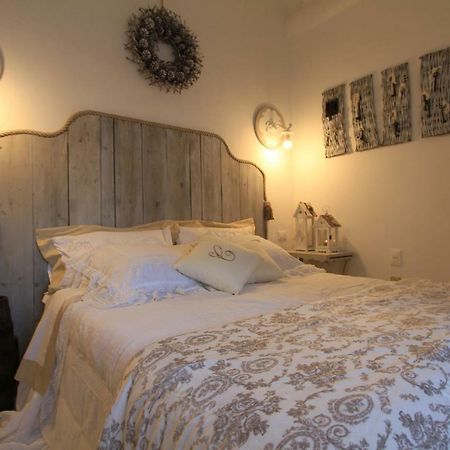 Bed and Breakfast La Casina di Manon Vinci Esterno foto