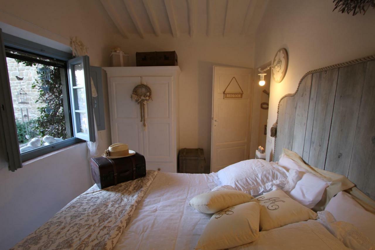 Bed and Breakfast La Casina di Manon Vinci Esterno foto